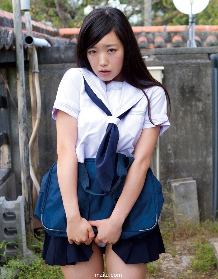 清纯脸蛋极限露出! 日本美女佐佐木心音性感写真豪放至极(1)