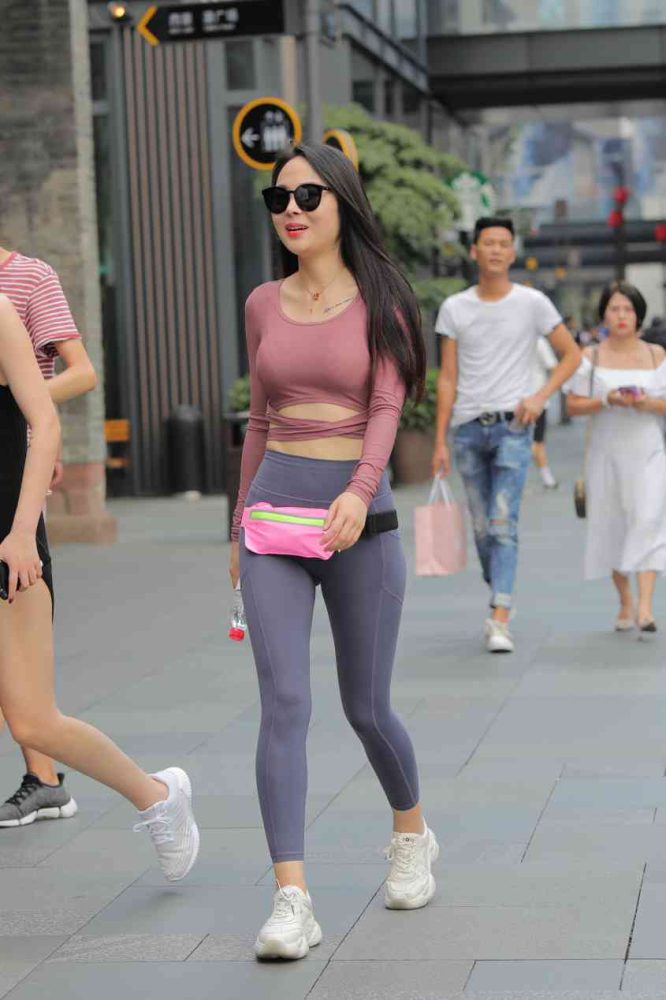 【免费】戴墨镜的时尚女孩【57P】04024-猫爪图