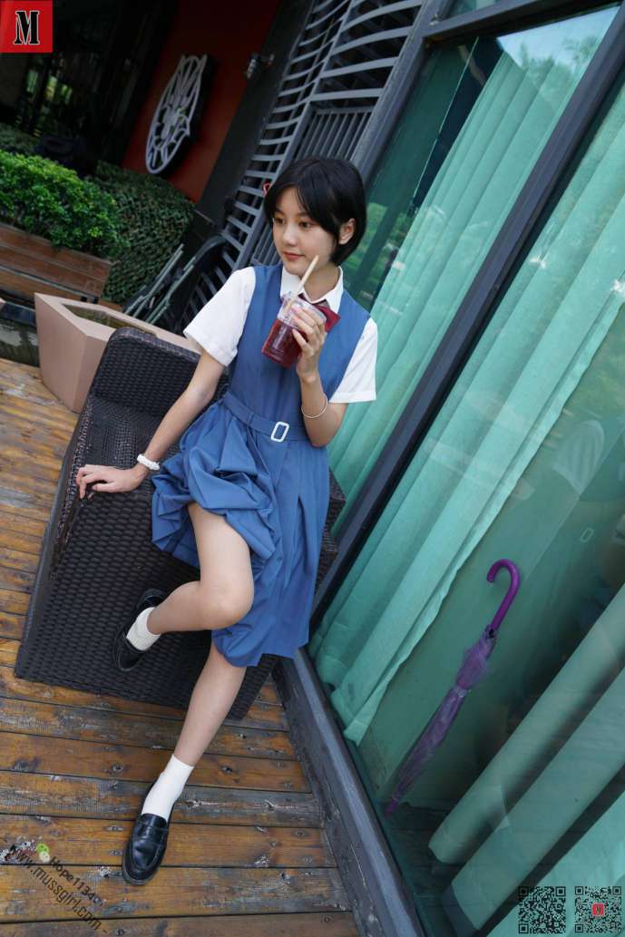图片[2]-一副学生模样的短发姑娘【112P】20023-好看哟