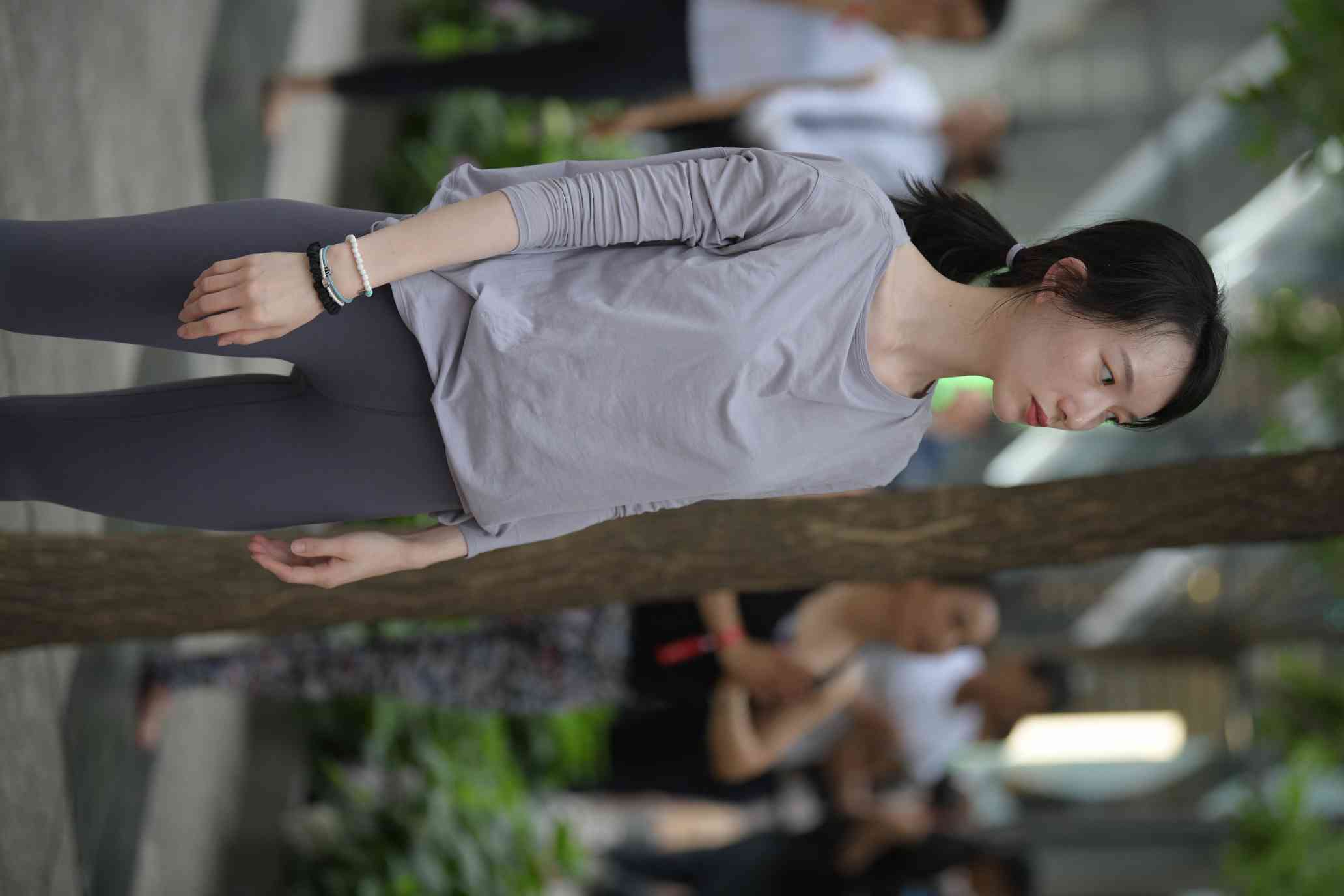 图片[5]-做瑜伽的小女人【75P】04023-好看哟