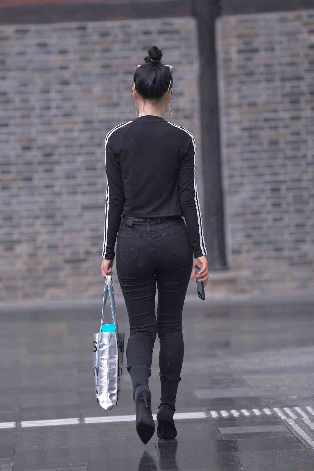 【免费】酷酷的紧身牛仔裤女人【7P】04038-好看哟