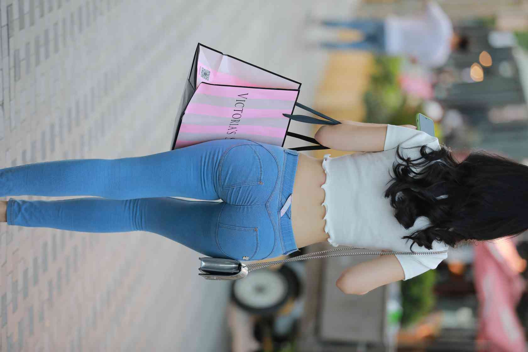 图片[2]-非常漂亮的紧身牛仔裤女孩【115P】04016-好看哟