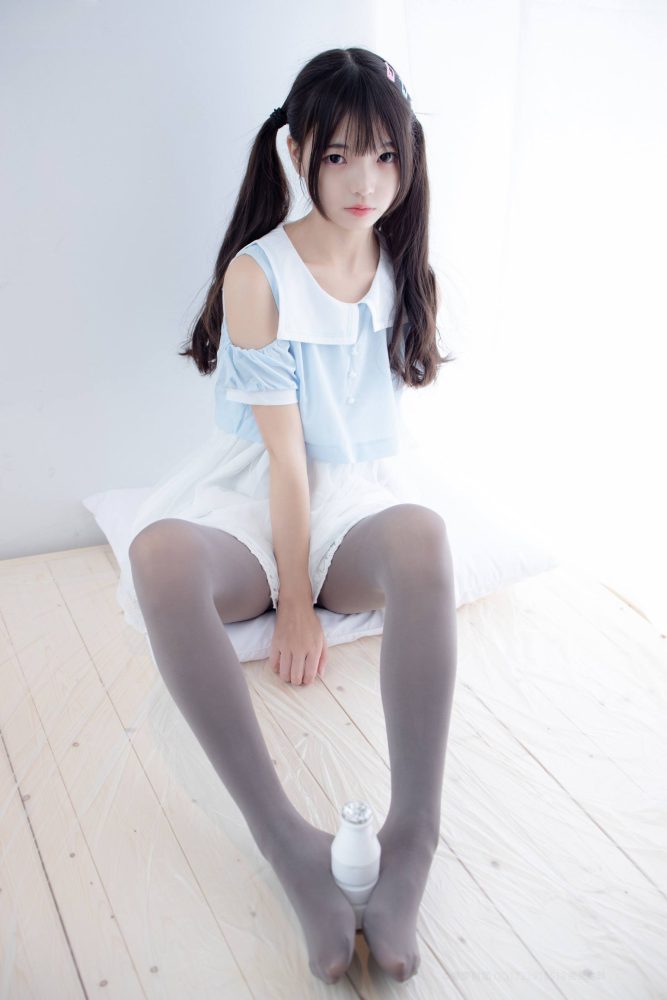 超级甜美的灰丝小姑娘【86P】20005-猫爪图