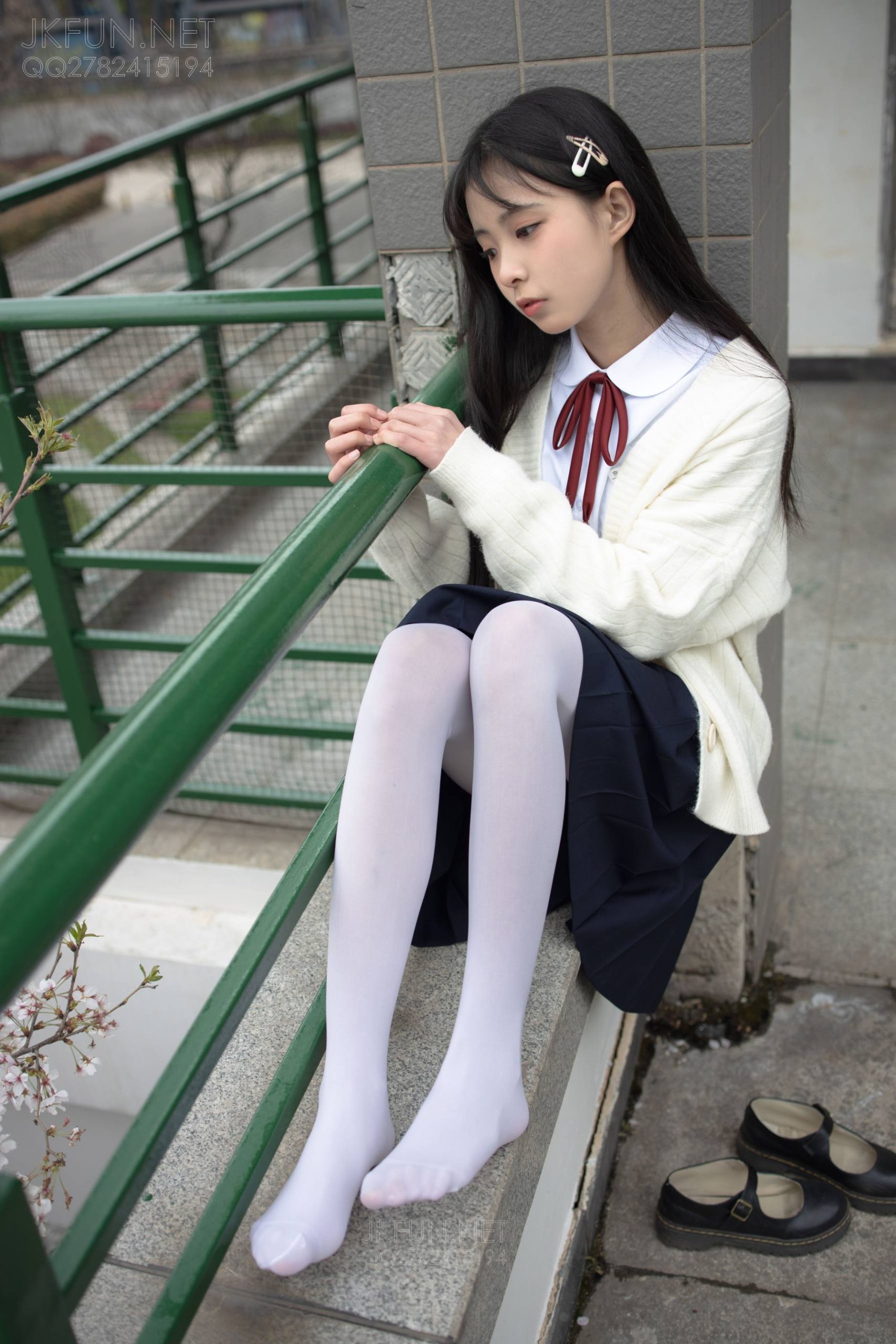 图片[5]-甜美可人的白丝姑娘【127P】20011-好看哟