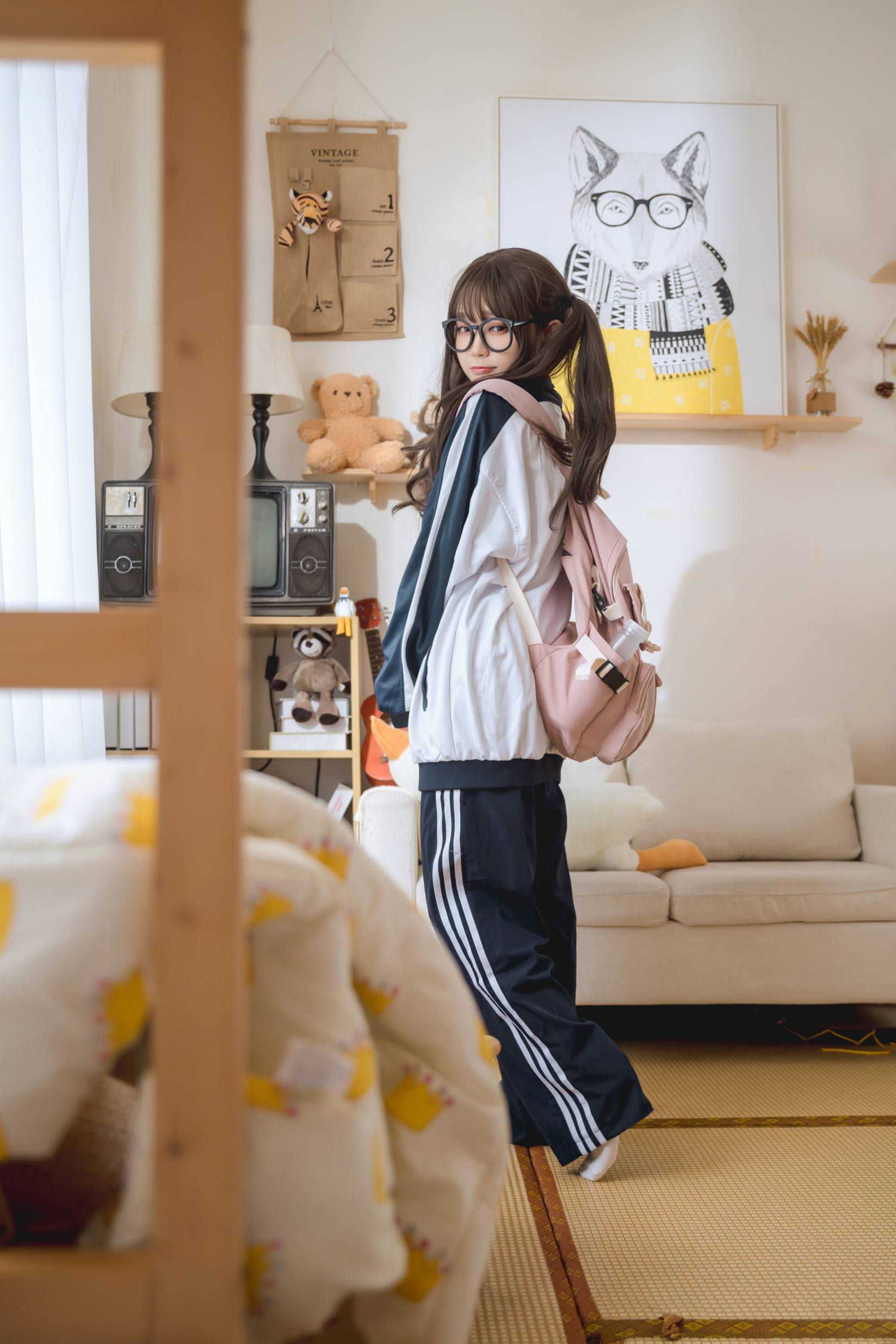 图片[3]-穿校服的双马尾女孩【64P】20010-好看哟