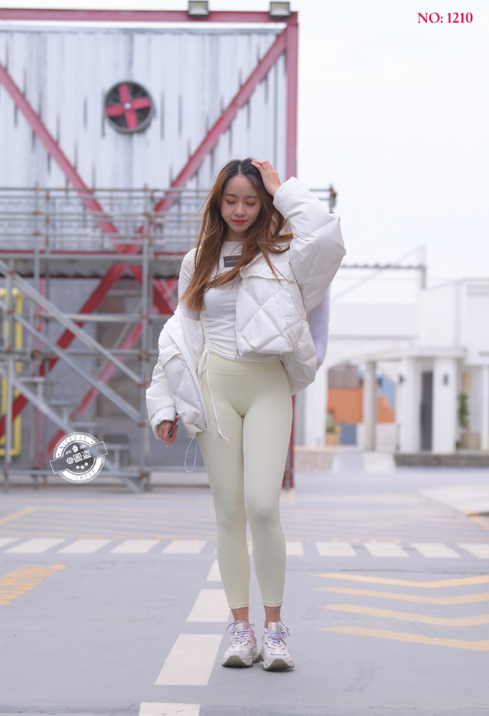 图片[2]-漂亮的白色瑜伽裤女孩 J1441 696P1V-21.4GB-好看哟