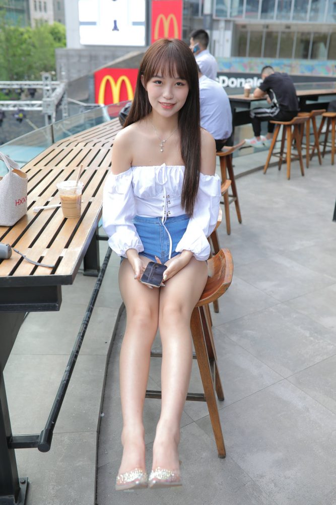 J2175 419P12V-19.6GB-猫爪图