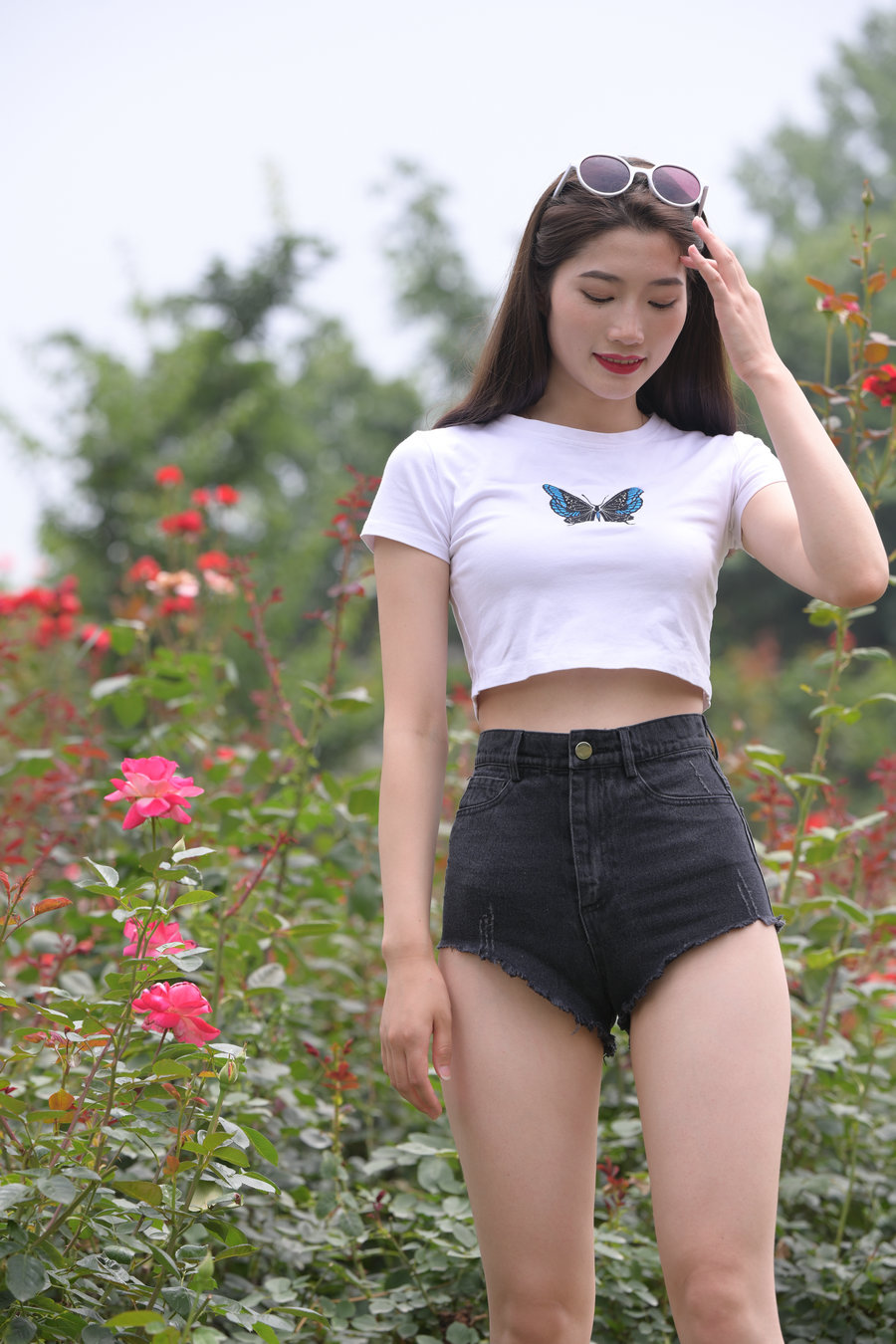 J1895 873P1V-25.6GB-好看哟