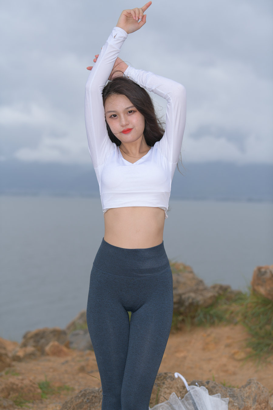 图片[2]-深蓝色瑜伽裤甜美女孩 J1320 514P2V-17.5GB-好看哟