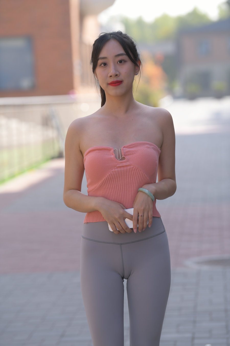 灰色瑜伽裤女孩J4905 522P1V-25.8GB-好看哟