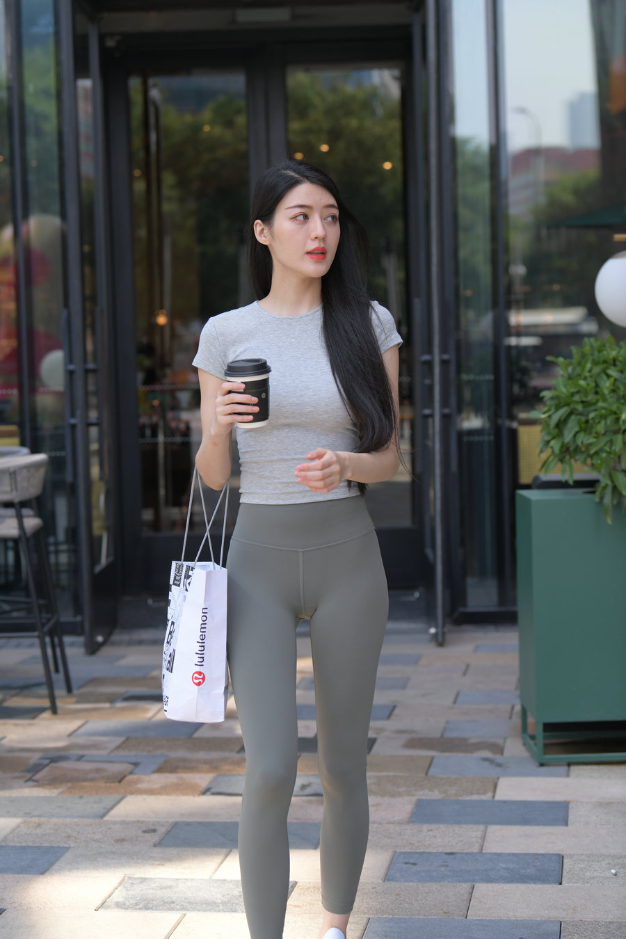 图片[4]-在外面逛街的瑜伽裤女孩J2240 449P1V-16.7GB-好看哟