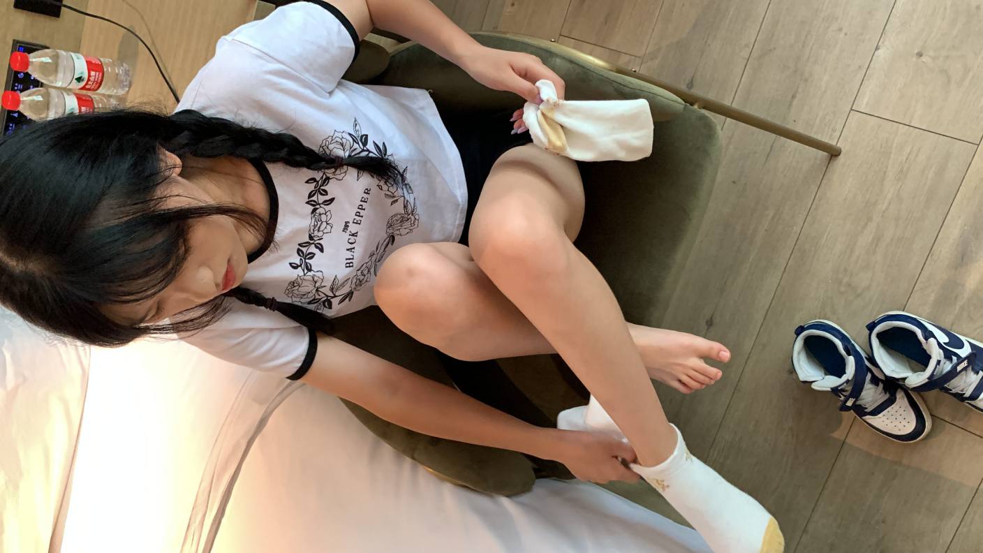 图片[2]-调皮的白袜女孩【149P】20017-好看哟