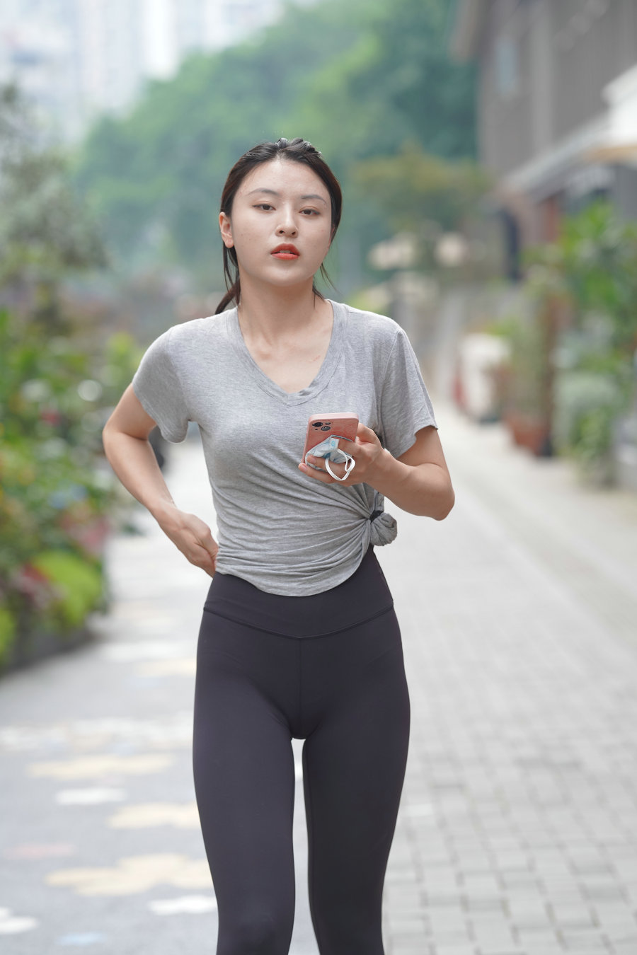 户外运动的瑜伽裤女孩J3008 845P2V-22.9GB-好看哟