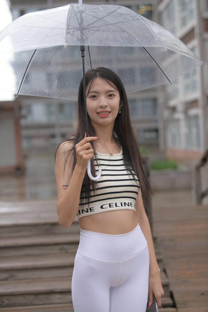 打伞的白色瑜伽裤女孩J2986 622P1V-22.06GB-猫爪图