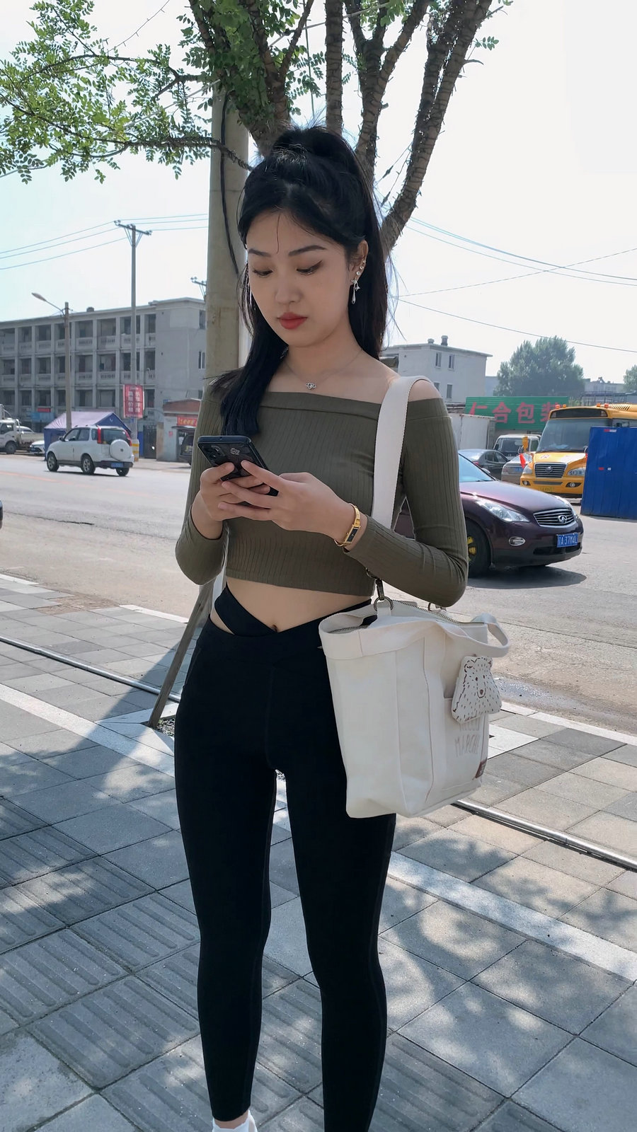 刚刚健身结束的高马尾瑜伽裤女孩J4111 MP4-8.97GB-好看哟