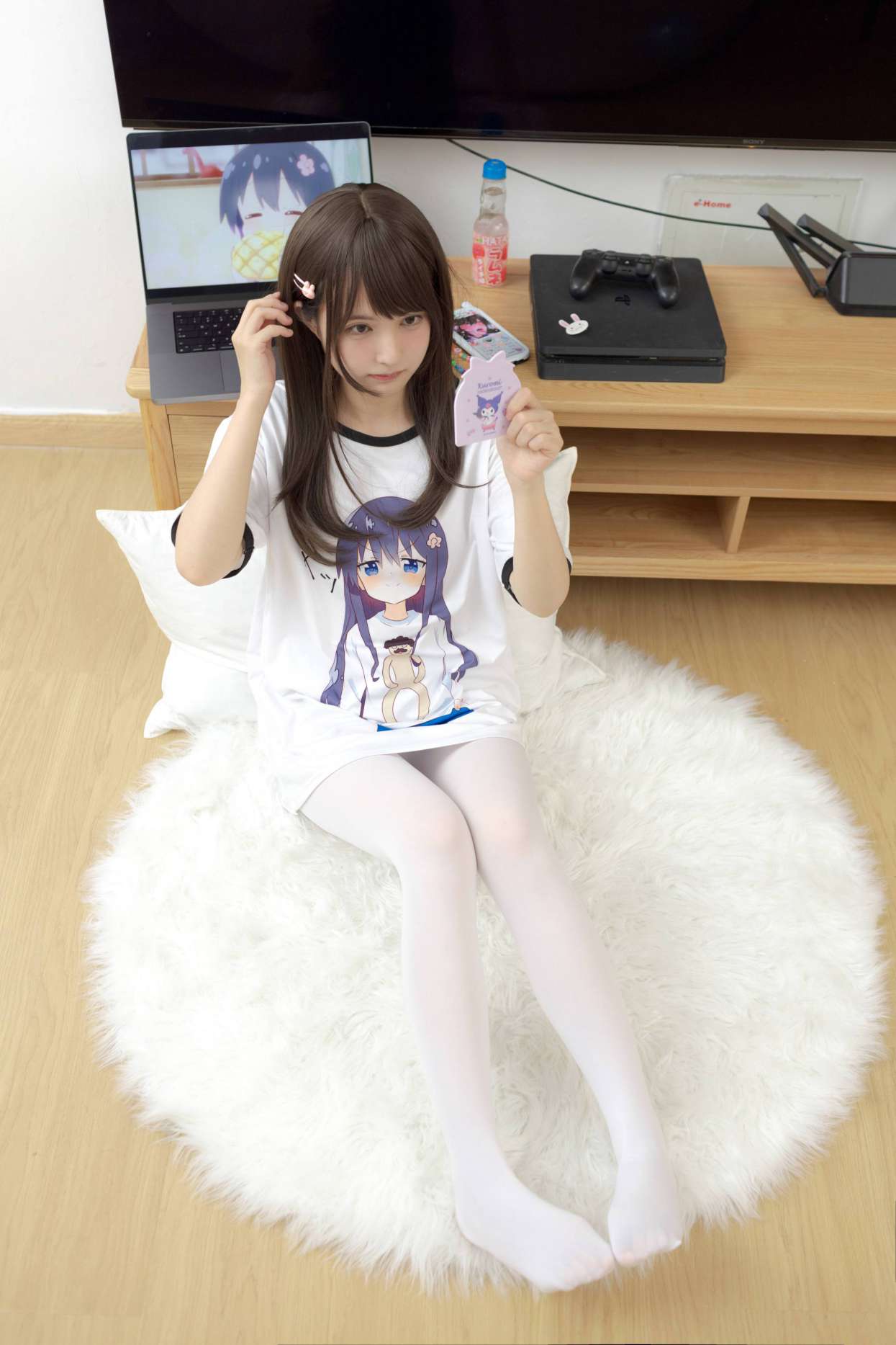 二次元白丝美少女【69P】20027-好看哟