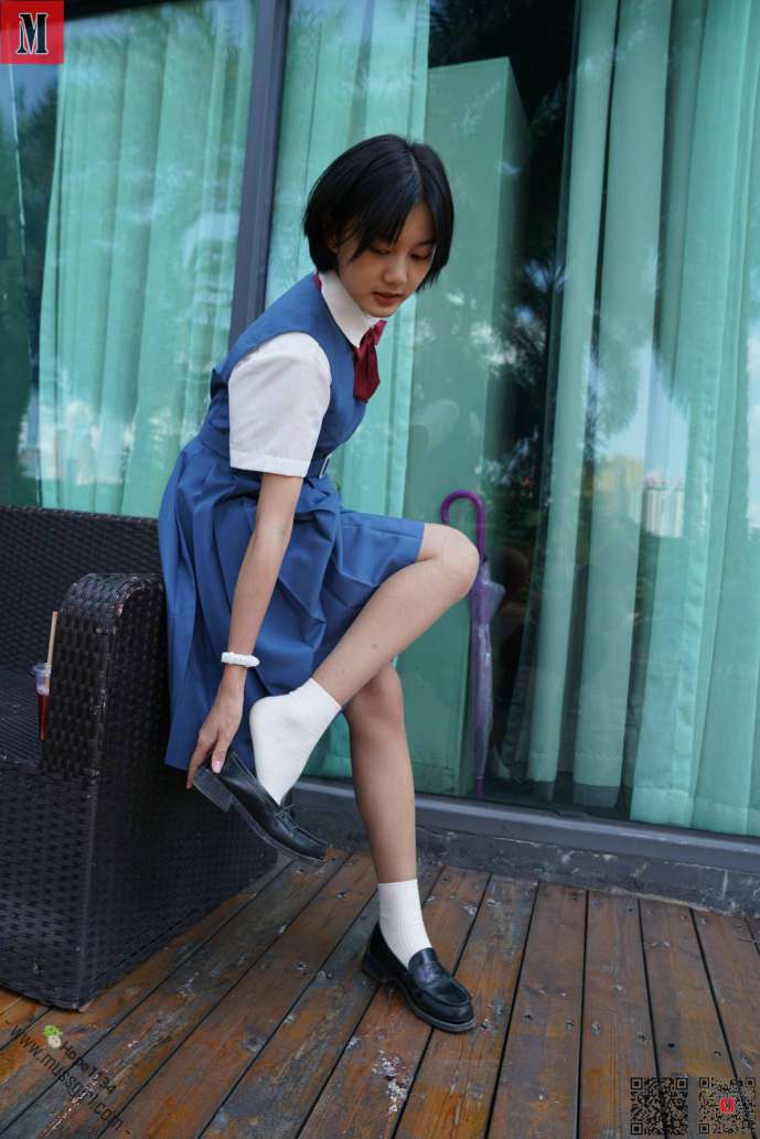 图片[3]-一副学生模样的短发姑娘【112P】20023-好看哟