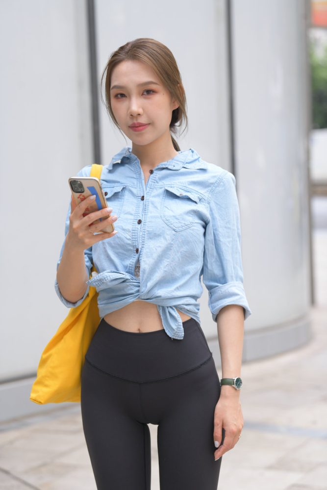 非常漂亮的瑜伽裤女孩J1990 733P1V-27.9GB-好看哟