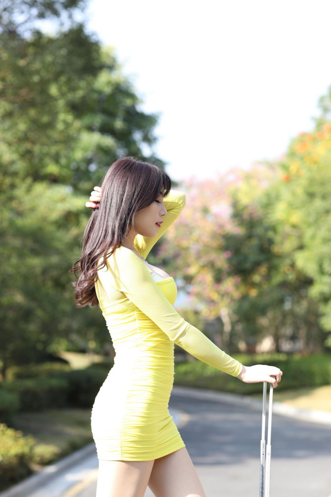 图片[6]-穿紧身裙的美丽姑娘要出去旅行了【419P】00046-好看哟