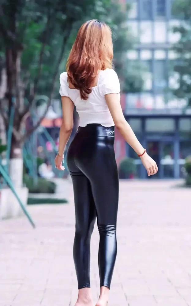 图片[4]-紧身皮裤时尚女人 J1940 605P1V-23.8GB-好看哟