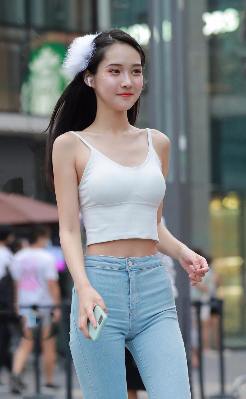 图片[1]-非常漂亮的牛仔裤女孩 J2144 98P1V-1.92GB-好看哟