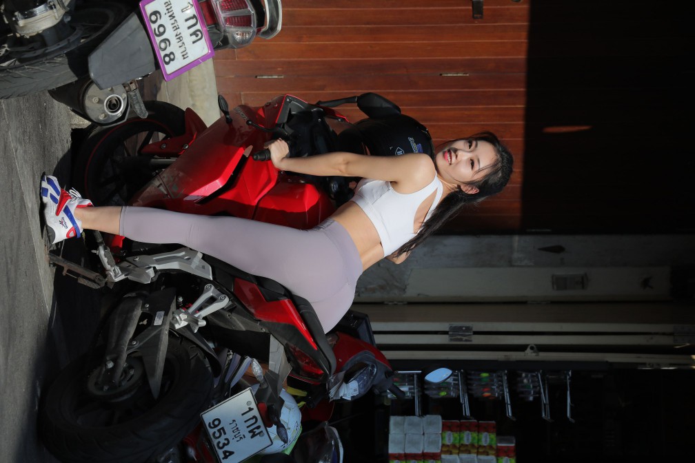 图片[5]-逛街的马尾辫瑜伽老师【556P】00016-好看哟