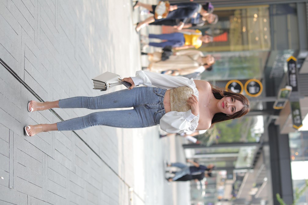 图片[3]-长相甜美的紧身牛仔裤姑娘【114P】00038-好看哟