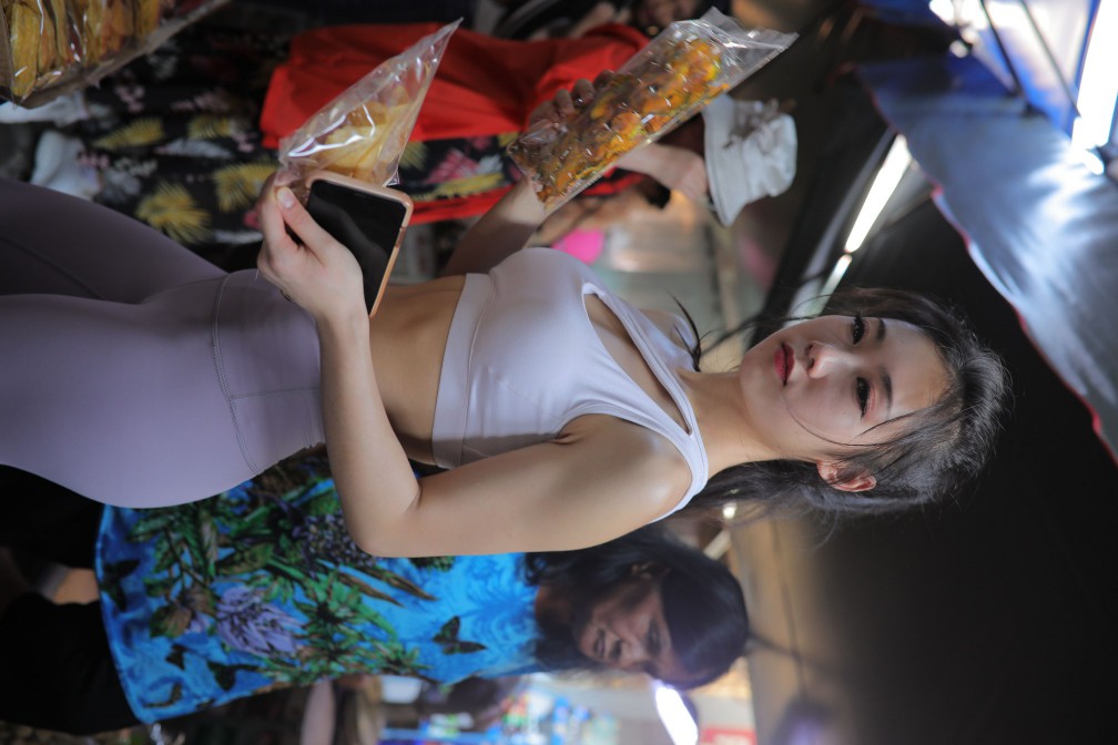 图片[6]-逛街的马尾辫瑜伽老师【556P】00016-好看哟