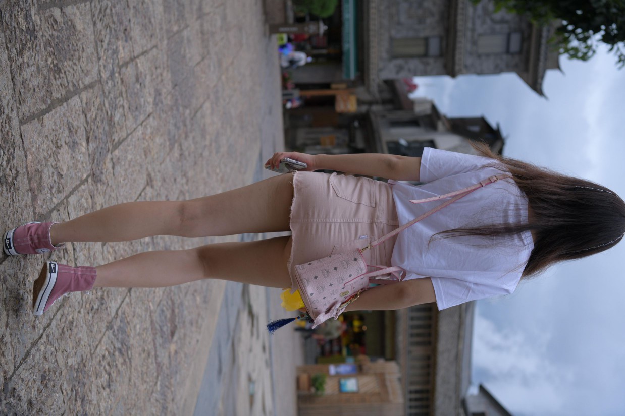 图片[8]-非常清纯甜美的短裙姑娘在逛街【458P】00052-好看哟