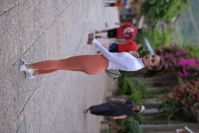 橙色瑜伽裤的高马尾姑娘【615P】00051-猫爪图