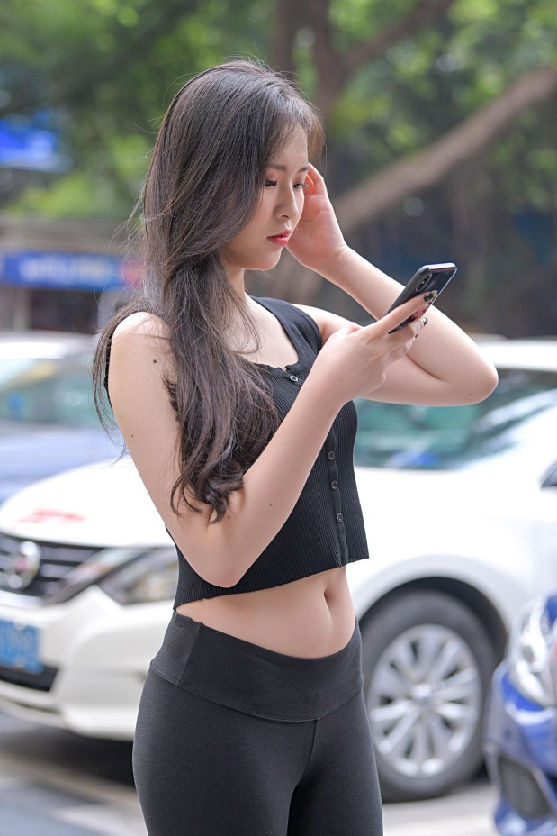 图片[5]-喝奶茶的黑色瑜伽裤长发姑娘【376P】00055-好看哟