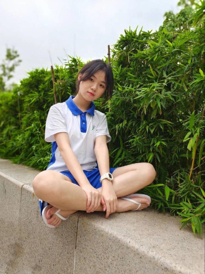 穿校服非常清纯的小姑娘【49P】20003-猫爪图