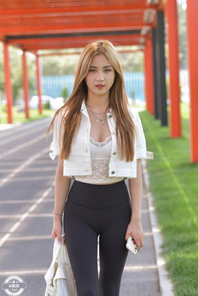 眼神里都是温柔的瑜伽裤女孩J2811 601P-13.3GB-猫爪图