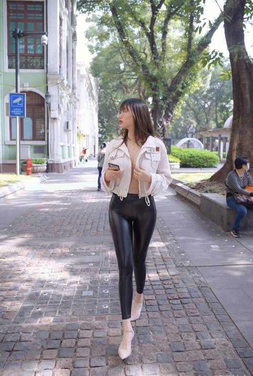 图片[3]-戴眼镜的皮裤女孩 J1473 1046P2V-35.5GB-好看哟