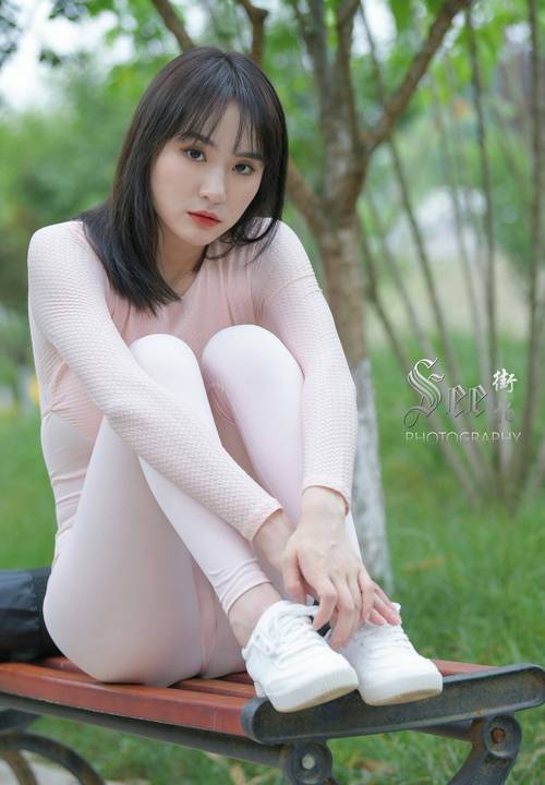 图片[2]-粉粉的瑜伽裤女孩太可爱了 J2090 854P1V-30.4GB-好看哟