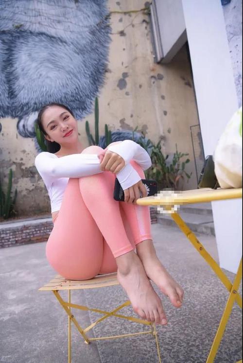 图片[3]-粉色紧身裤漂亮女孩 J1433 749P1V-20.0GB-好看哟