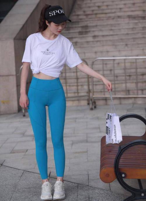 图片[3]-蓝色瑜伽裤阳光女孩J2095 611P1V-21.8GB-好看哟